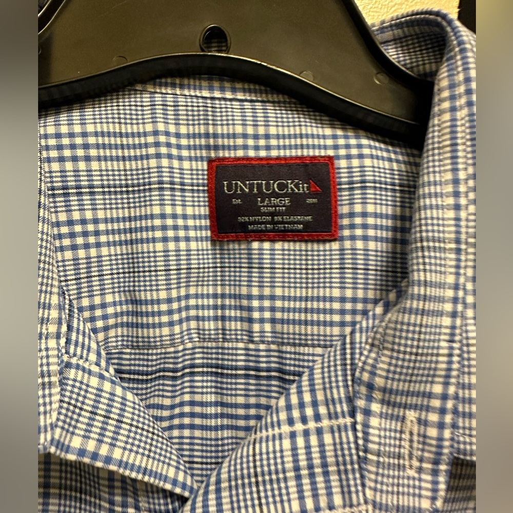 Untuckit performance shirt - Picture 2 of 2